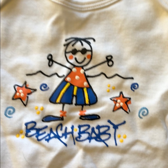 Beach baby onesie. - Picture 2 of 11